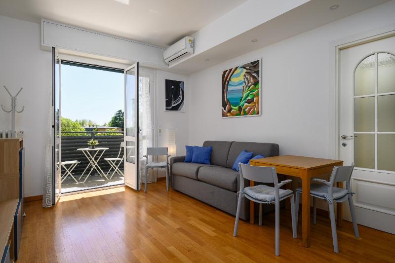 Цены на Inganni Charme Apartment в Милане