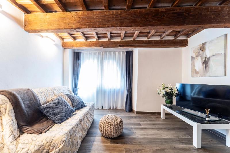 PalazzoVilla historic building luxury suite — отзывы гостей и цены