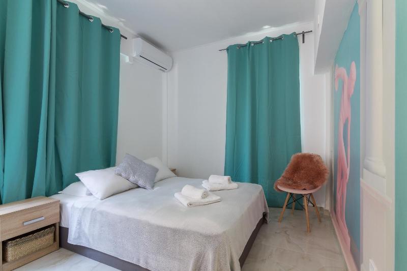 Aphrodite Apartment — отель с удобствами в Афины