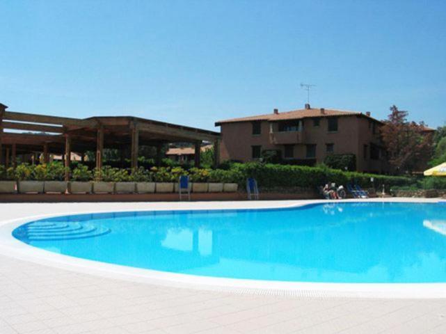 Elegante appartamento con piscina a Porto Rotondo