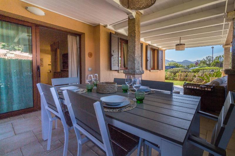Elegante appartamento con piscina a Porto Rotondo
