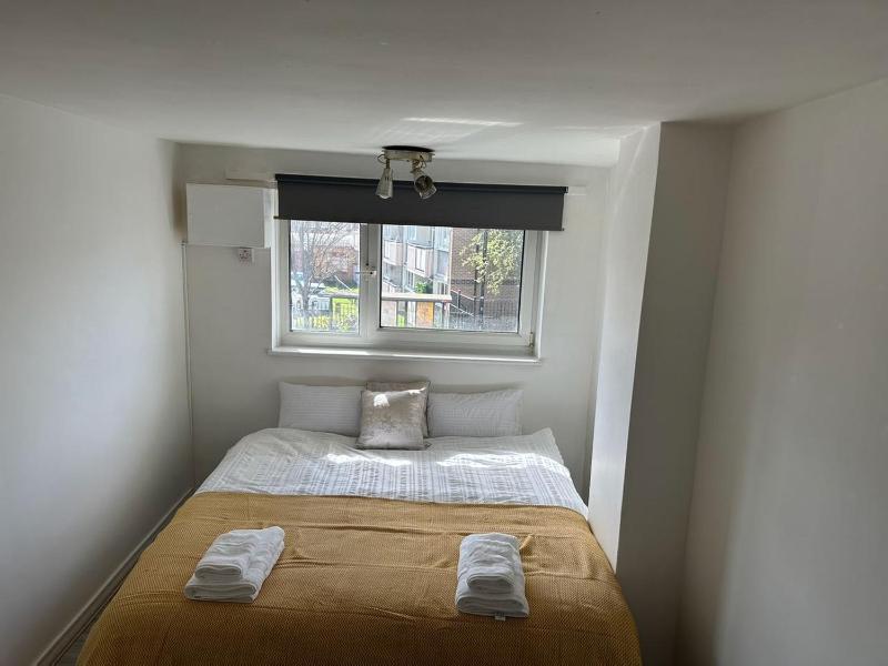 Cheerful double room for single use — отель в Лондоне, Соединенное Королевство