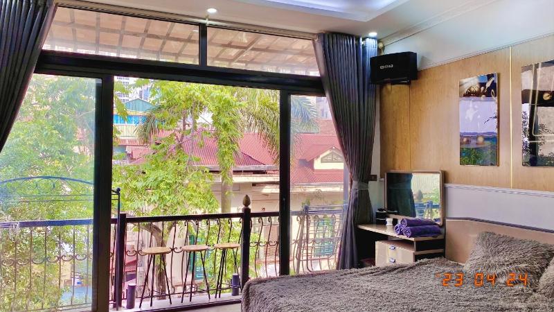 White Bamboo Apartment — отель с удобствами в Ханое