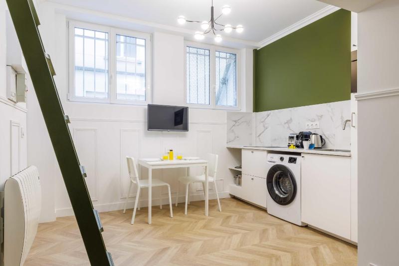 Charming and Peaceful Studio - 2P - Pigalle — отзывы гостей и цены