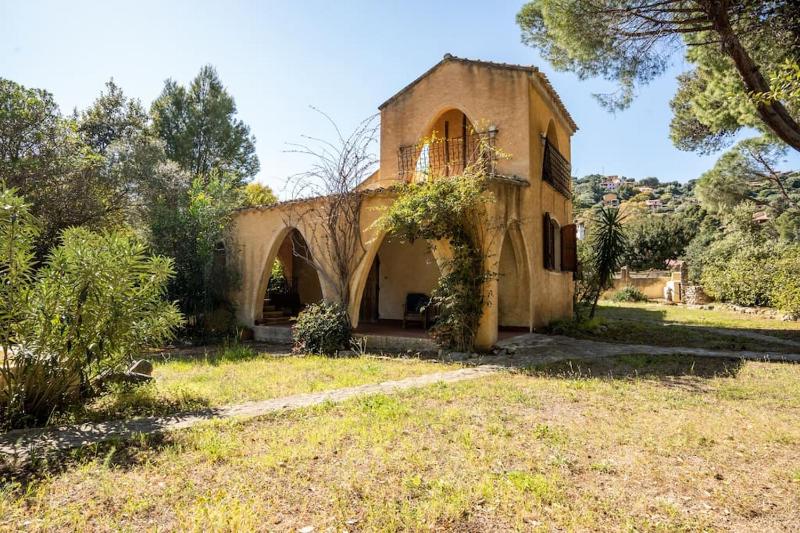 Villa i Pini a Torre delle Stelle - Casa vacanze sul mare