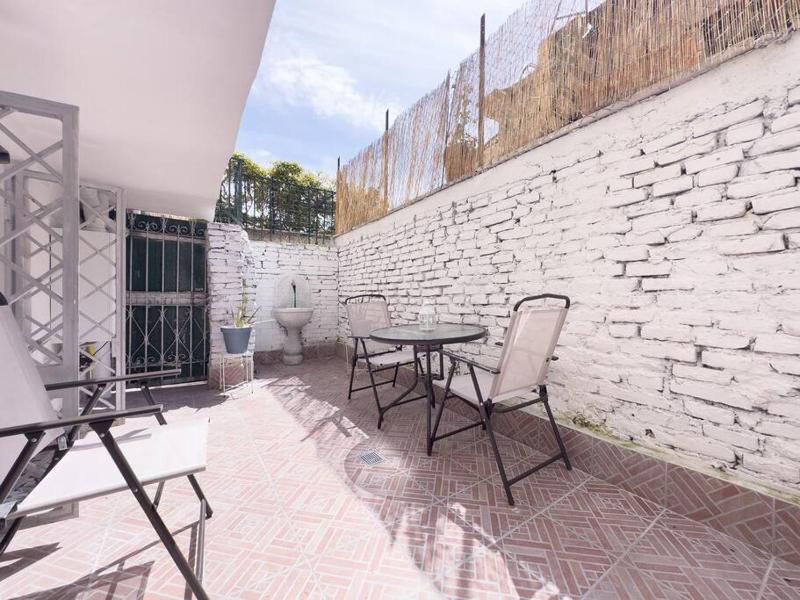 Apartment with Terrace in the Heart of Pigneto — комфортный отель в Риме