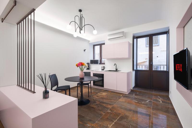A Casa di Giulia - elegante loft in centro storico — отель с удобствами в Палермо