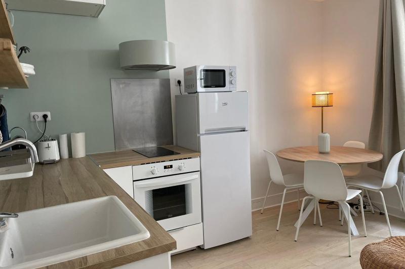 Charming love nest near the Bastille — отель в Париже, Франция