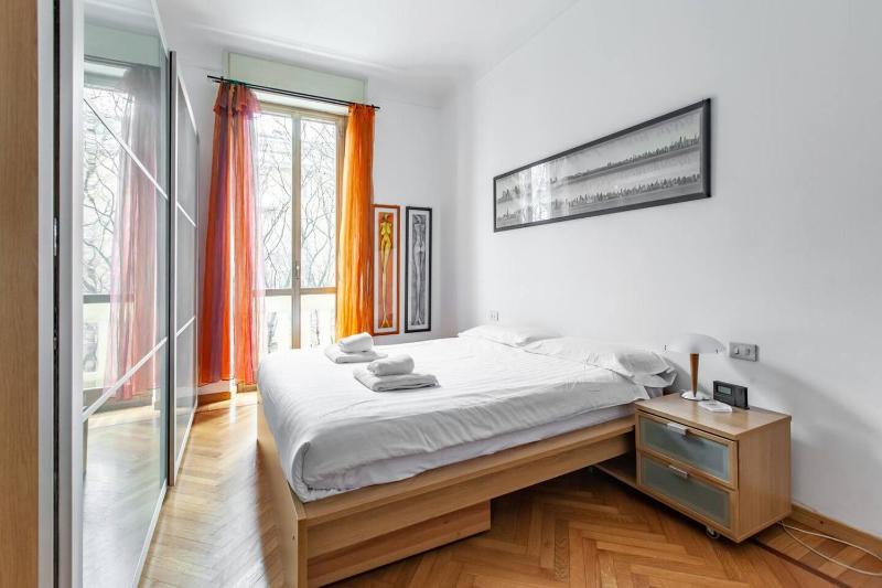 Easylife - Accogliente residenza con balconcino — отель с удобствами в Милане