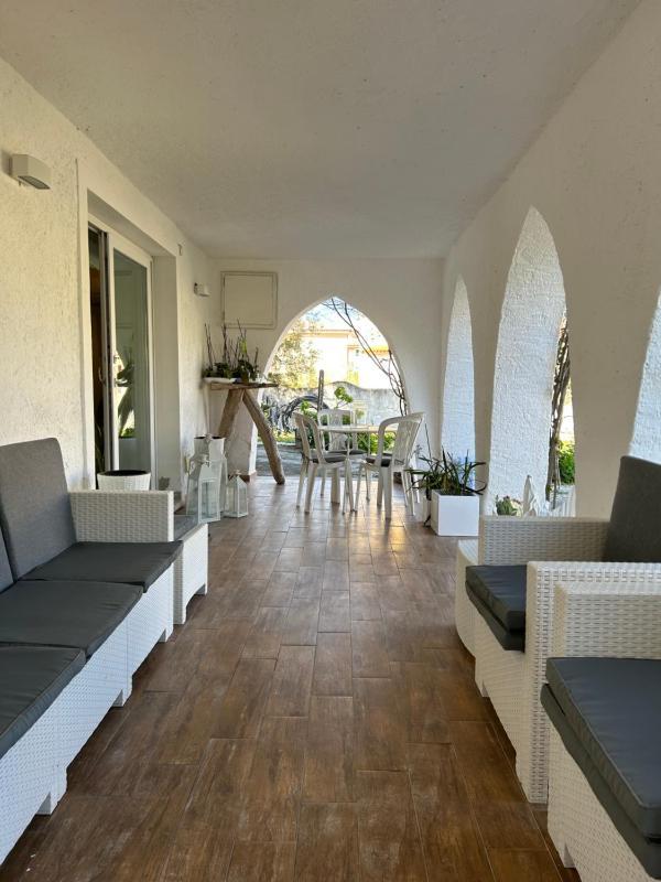 Le Bouganville a Santa Teresa: Relax con vista giardino