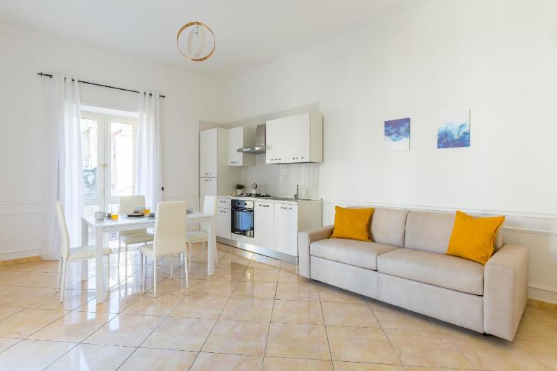 Цены на Ventaglieri Family Apartment by Wonderful Italy в Неаполе