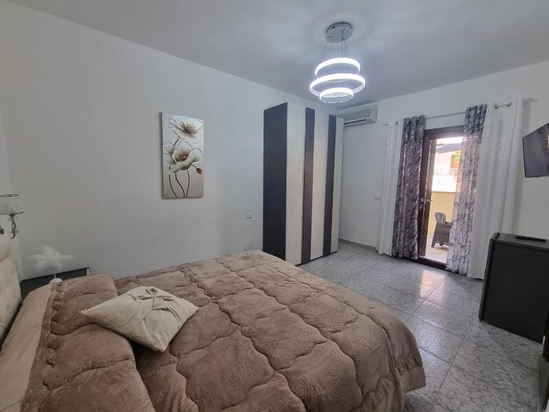 Giglio del Mare a La Caletta - B&B Vicino alla Spiaggia