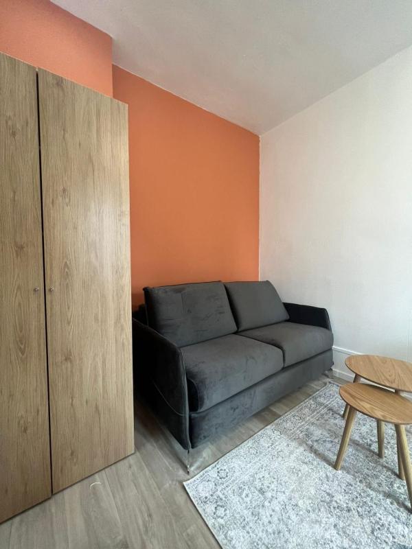 Цены на Studio - Buttes Chaumont в Париже