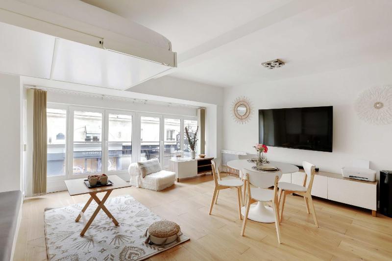 Luxury Studio 1BR - Passage Choiseul Palais Royal — отзывы гостей и цены