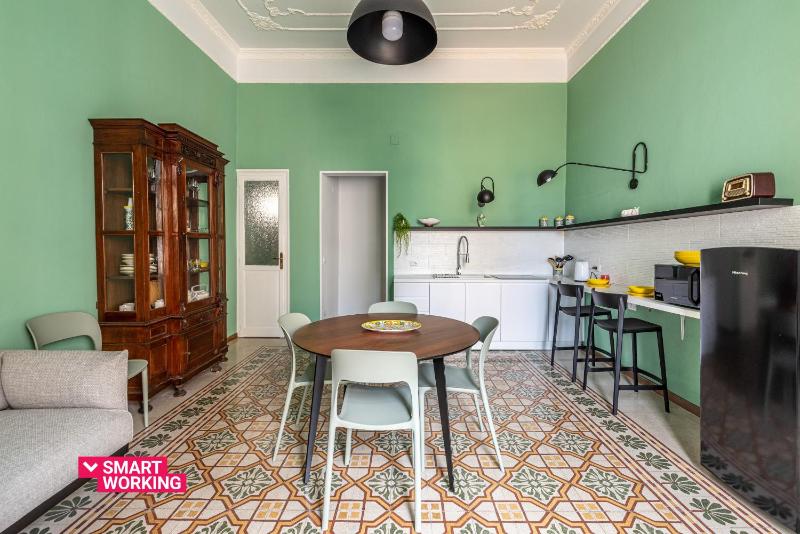 Stylish apartment near Piazza Magione by Wonderful Italy — отель в Палермо, Италия