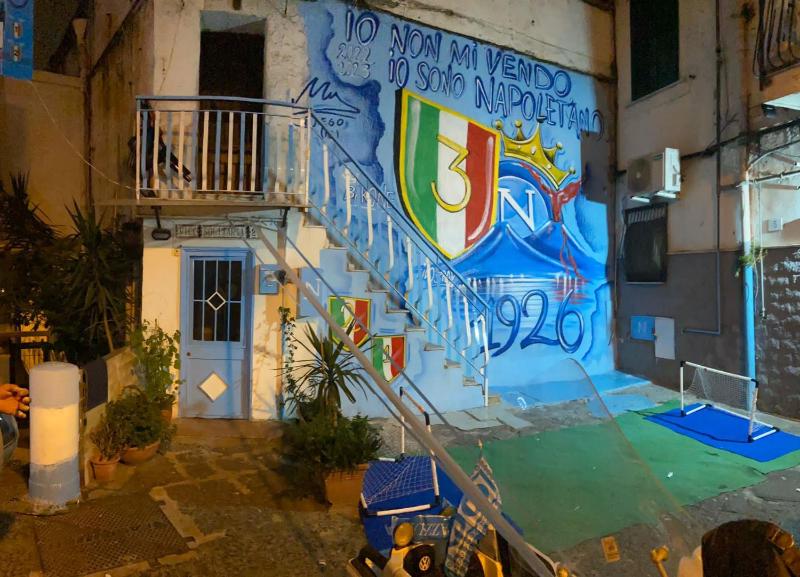Blue House Napoli — отель с удобным расположением в Неаполе