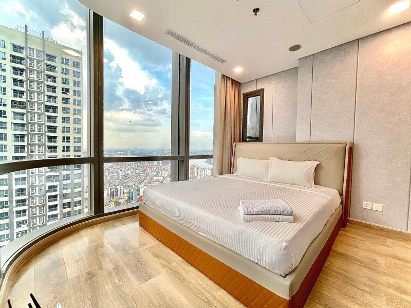Vinhome central Park Luxary House At Landmark 81 — комфортный отель в Хошимине