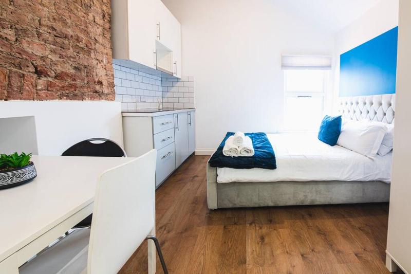 3Beds / 3Baths Close to Portobello road — забронировать отель в Лондоне