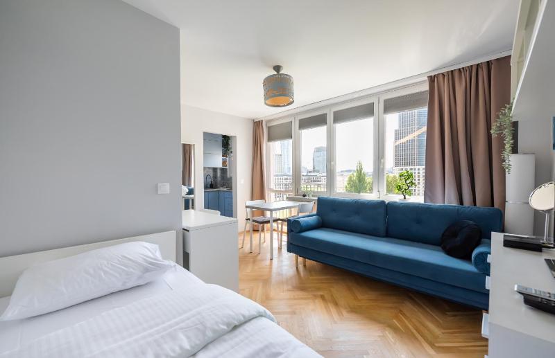 Blue Mandala Apartment — отель с удобствами в Варшаве