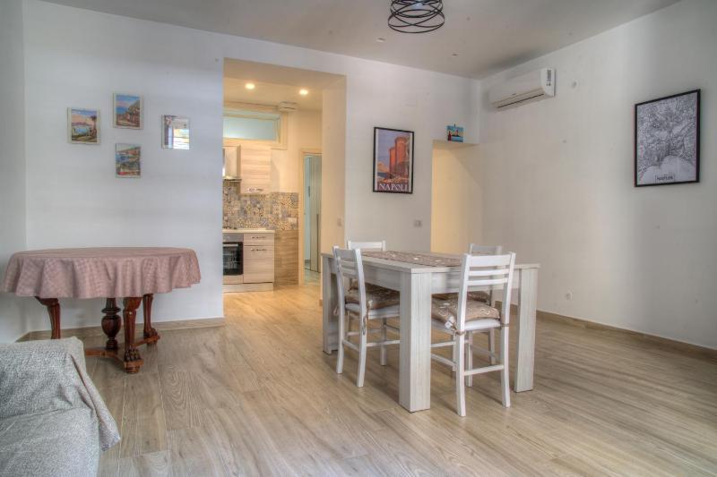 Corso Vittorio Emanuele 110c — отель с удобствами в Неаполе