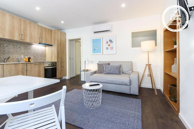 Benfica Apartments I by Homing — комфортный отель в Лиссабоне