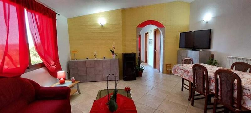 Villa con Piscina a Siniscola - Lusso e Privacy