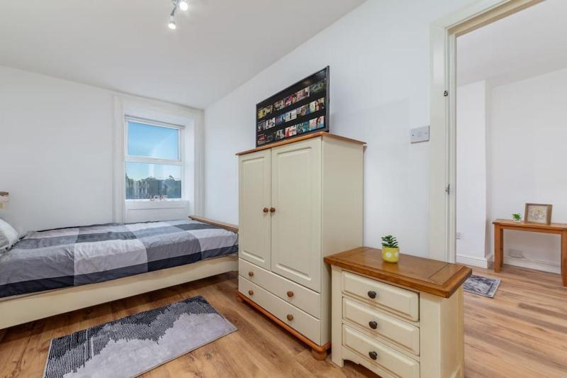 One bedroom flat in Central London #02 — отель с удобствами в Лондоне