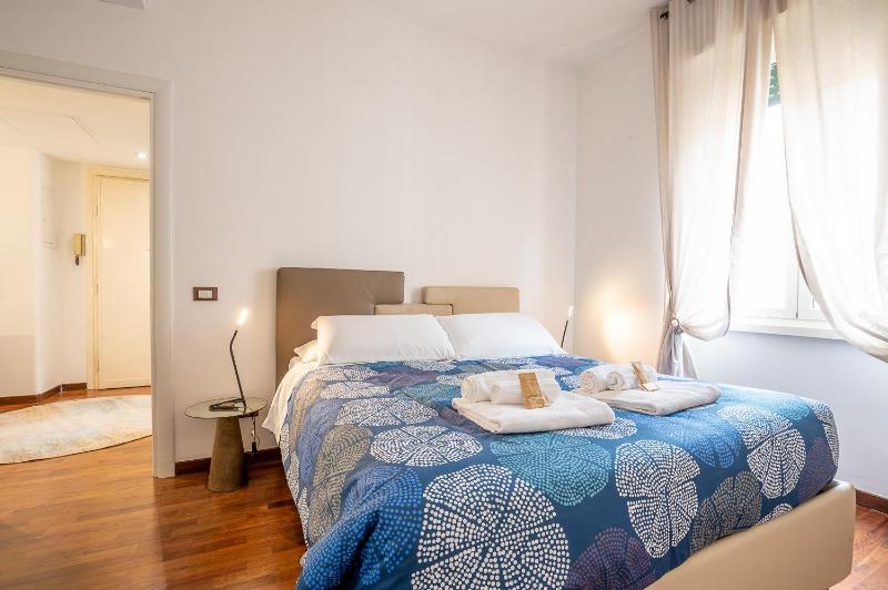 Sweeties apartment san Giovanni — отель с удобным расположением в Риме