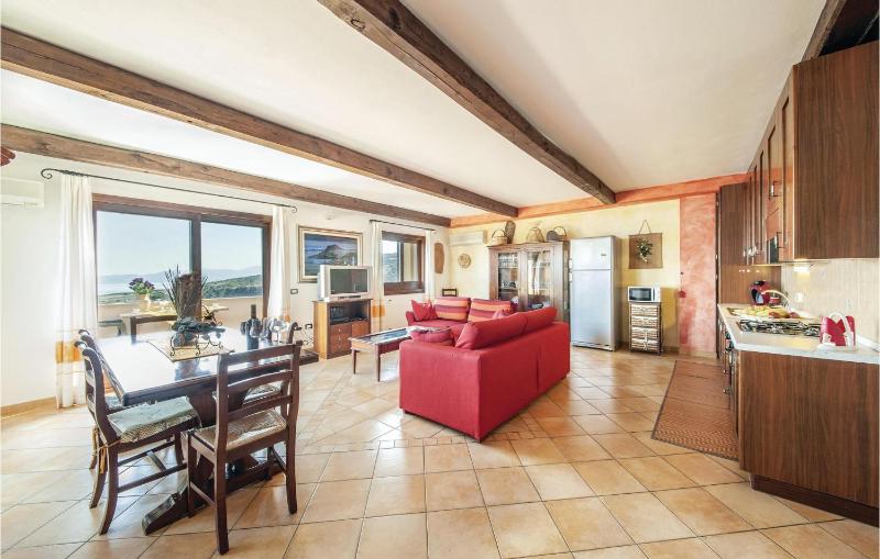 Villa Antonella a Castelsardo - Spaziosa Casa Vacanze