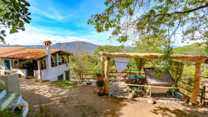 Casa vacanze Giada a Oliena - Incantevole oasi con vista