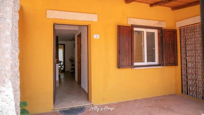 Lally's House a Porto San Paolo - Accogliente Casa Vacanze