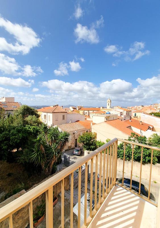Residenza Xavier a La Maddalena - Accogliente con Balcone
