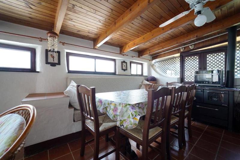 Casa l'orizzonte azzurro a Pula - Villa con piscina