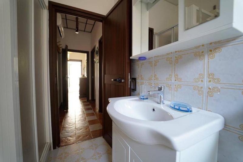 Casa l'orizzonte azzurro a Pula - Villa con piscina