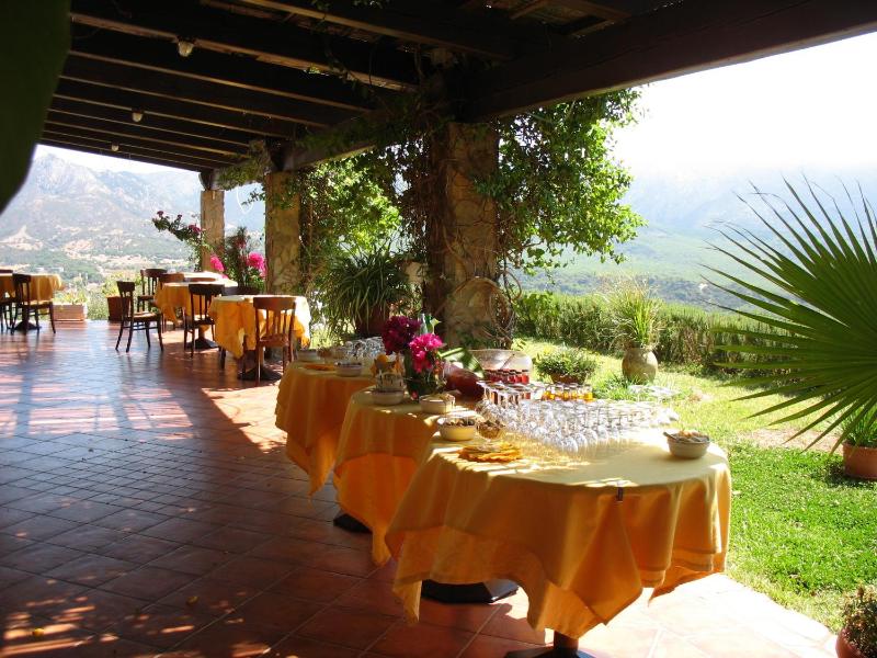 Hotel Sardus Pater a Portixeddu - Relax e cucina locale