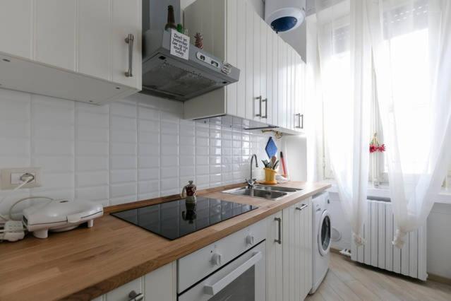 Bocconi District Milan Apt — забронировать отель в Милане
