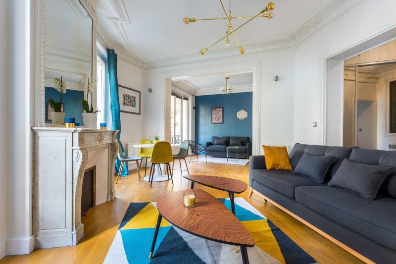 Charming apartment 6P- AuteuilLa Muette — отель с удобствами в Париже