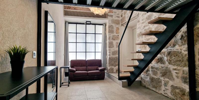 ART LOFT CENTRAL NICE — отель с удобным расположением в Николь