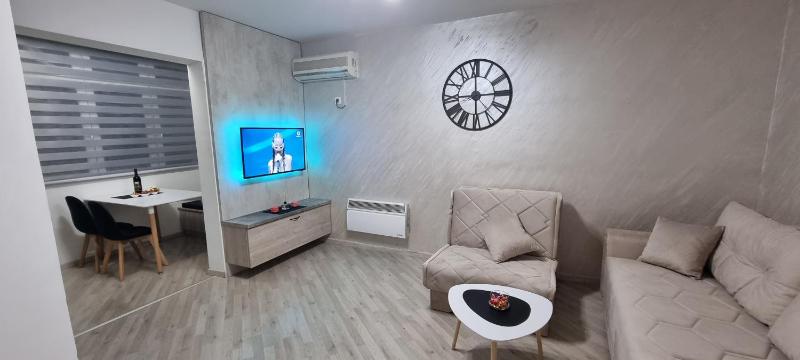 Stan apartman Lana Budva — отель с удобствами в Будва