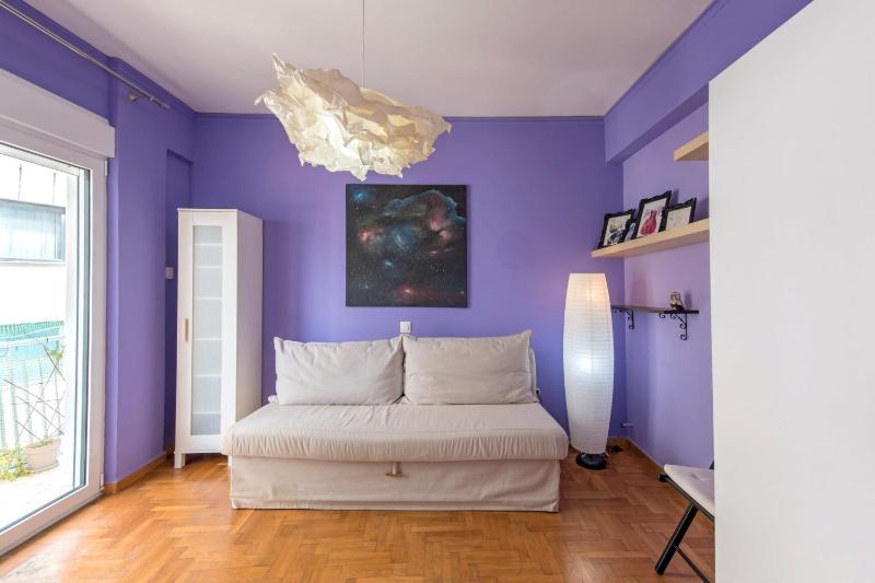 Dazzling apartment in Ampelokipi — отель с удобным расположением в Афины