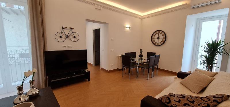 Di Fresco Apartments Luxury Suites — отель с удобствами в Палермо