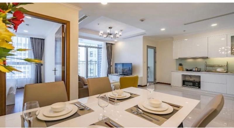Vinhomes Central Park Sunland Can Ho Apartment — отель в Хошимине, Вьетнам