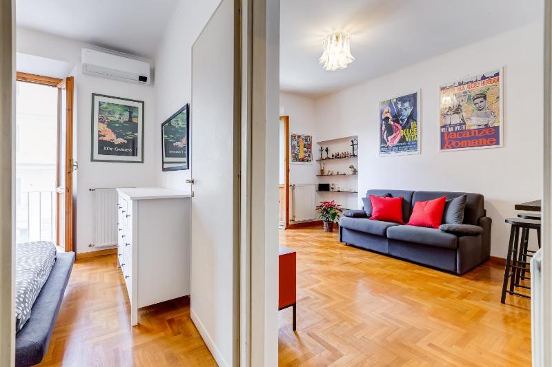 AM House Colosseo — комфортный отель в Риме