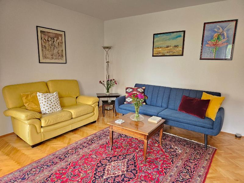 Цены на Strahinjica Bana Urban Apartment в Белграде