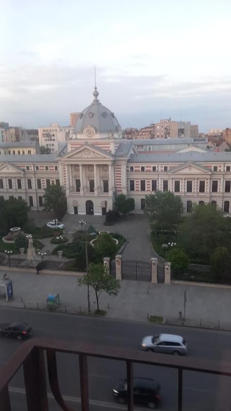 3 Anastasia Apartment Beautiful View Self Check In — комфортный отель в Бухаресте