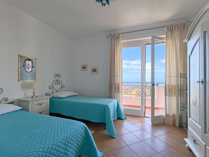 Splendida Vista sul Mare a Nebida - Panoramico Appartamento