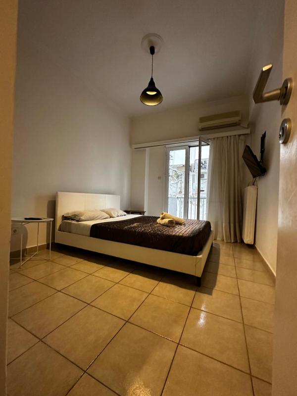 Nikolas urban apartment — забронировать отель в Афины