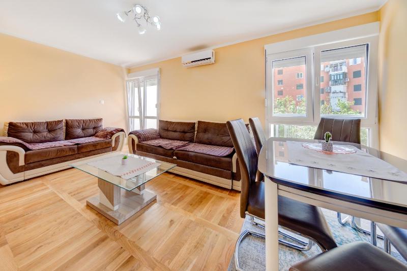 Цены на Green Space Apartment в Будва