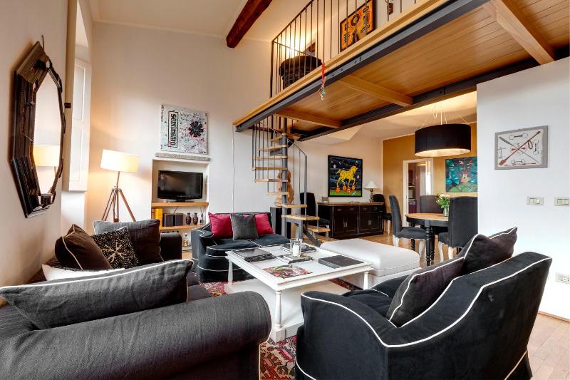 Mamo Florence - Casper Apartment — отель в Флоренции, Италия