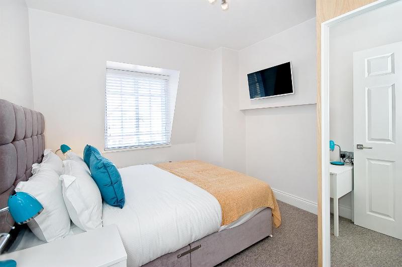 F5 Greek Street by City Living London — забронировать отель в Лондоне